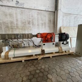 Twin Screw Extruder